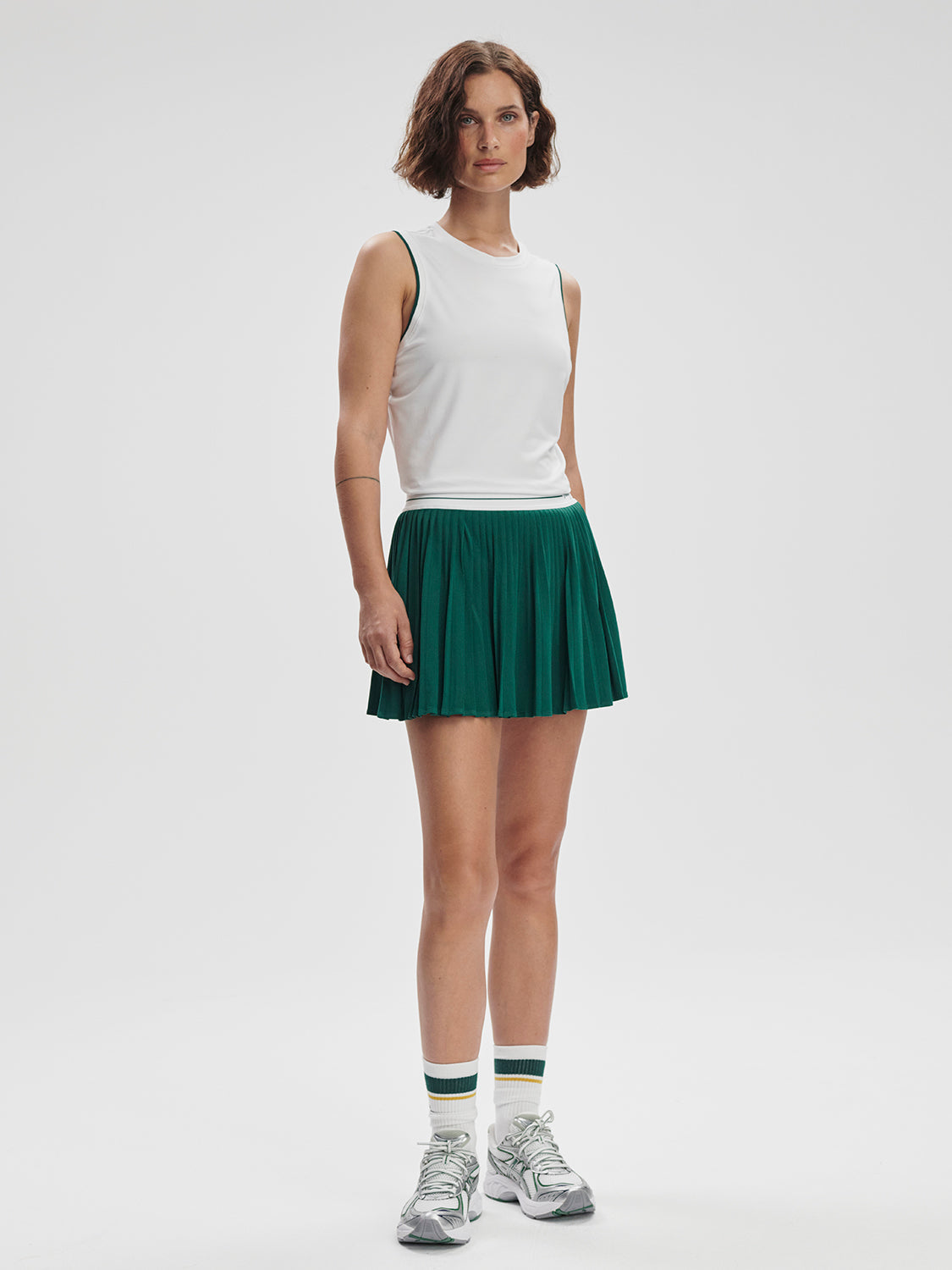 Varley Arton Performance Tank in Forest/White