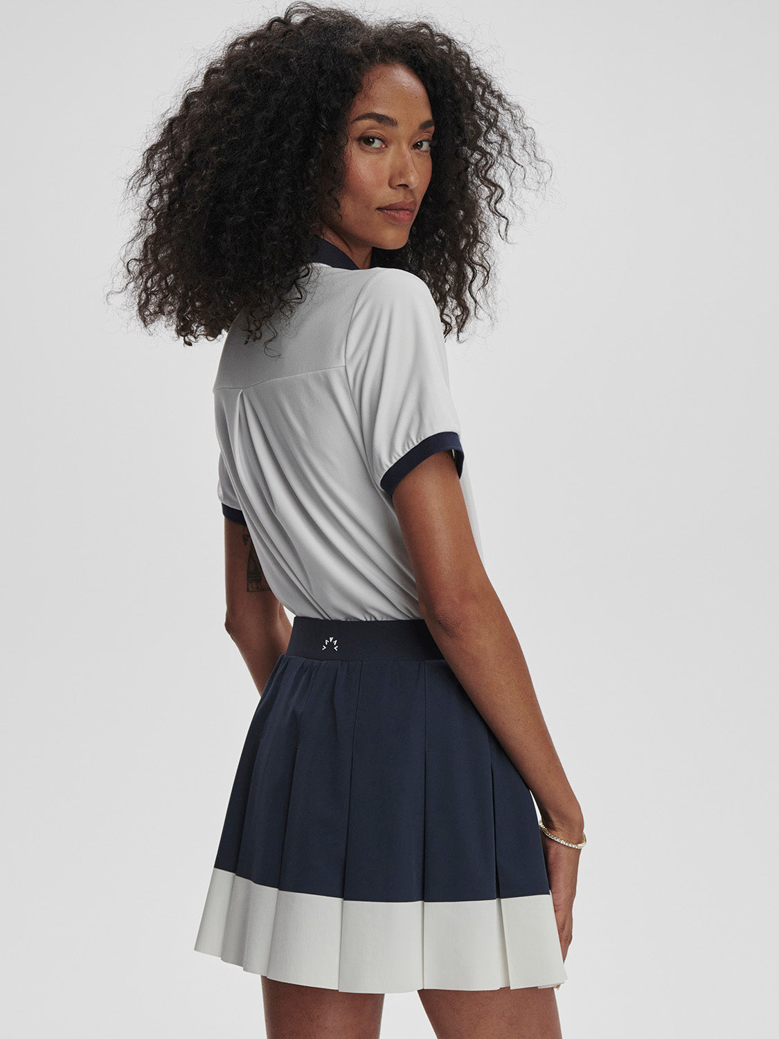 Varley Chase Mid Rise Tennis Skort 14.5 in Blue Nights
